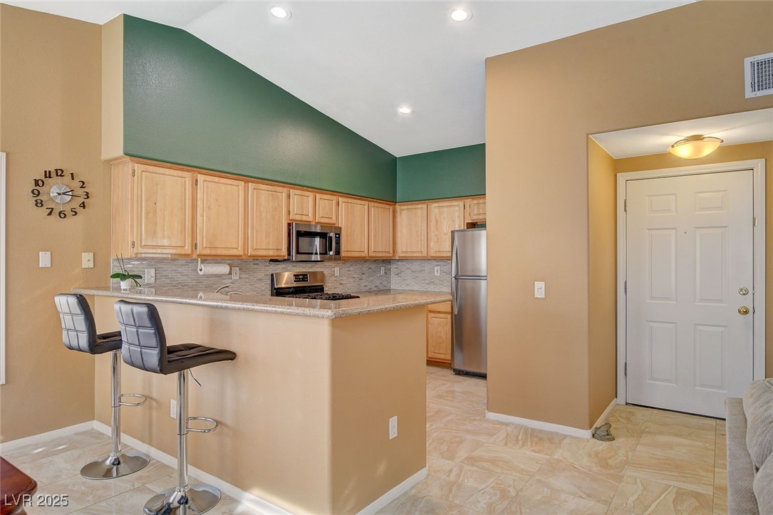 4940 Black Bear Road 202 Property Photo 12
