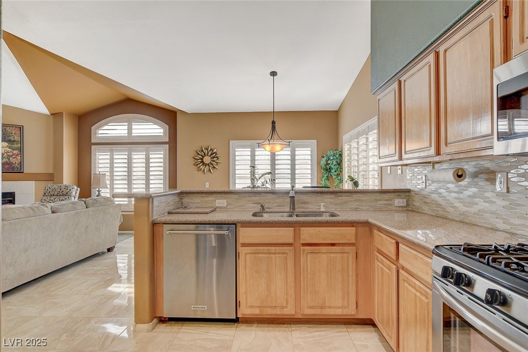 4940 Black Bear Road 202 Property Photo 19