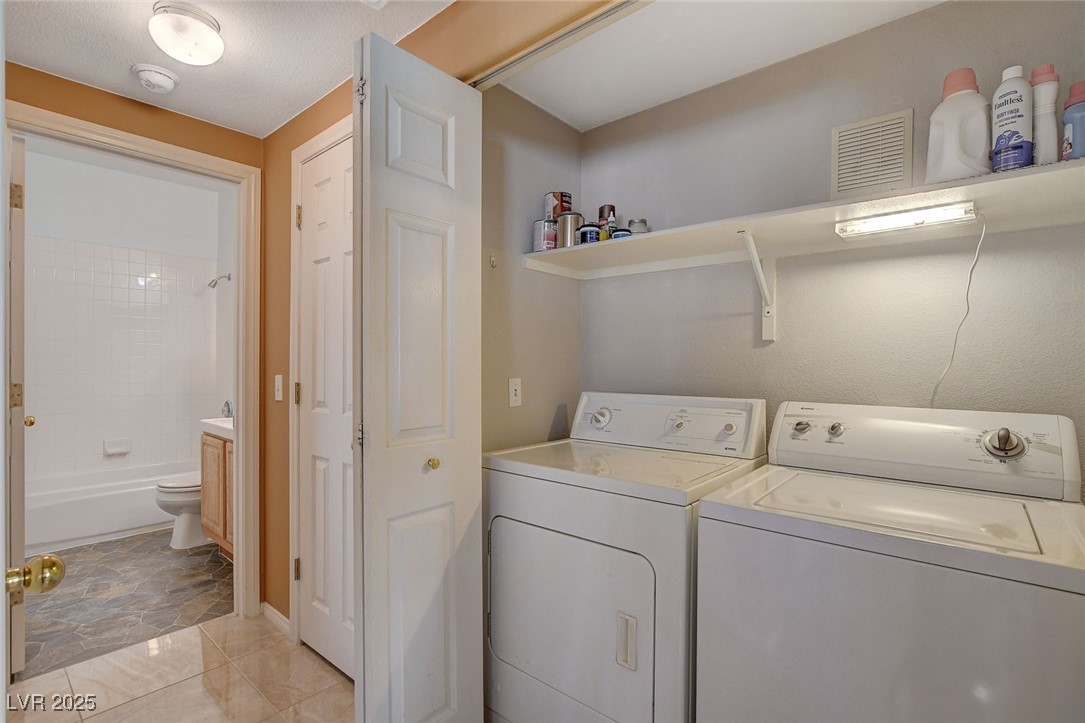4940 Black Bear Road 202 Property Photo 34