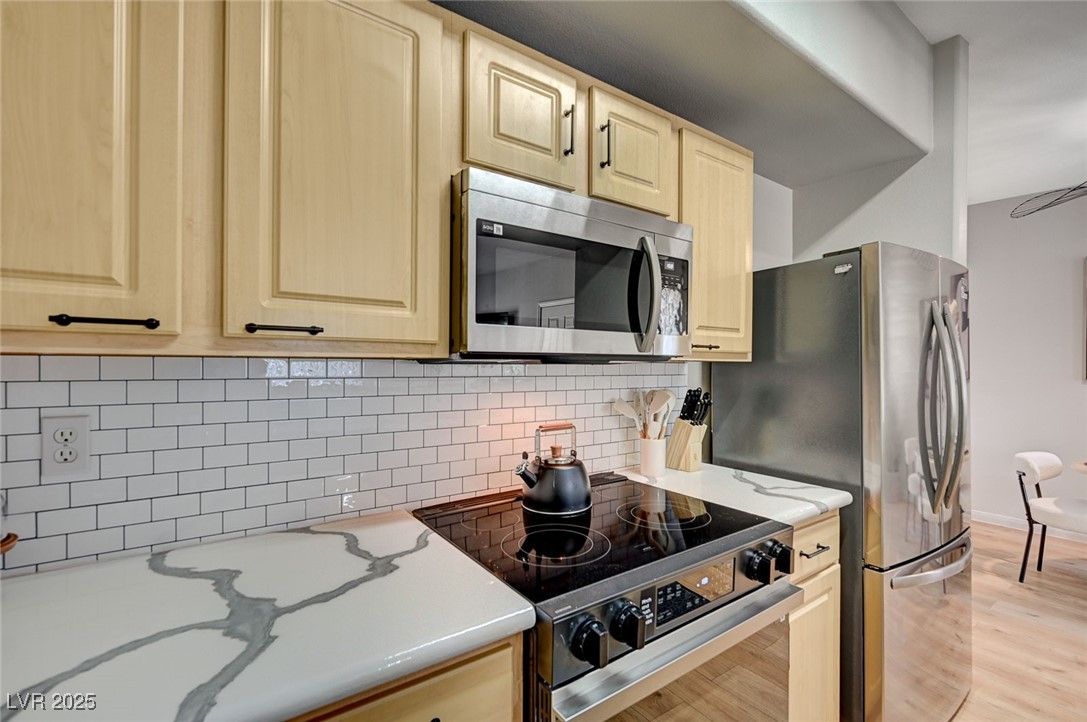 2740178 Property Photo 13