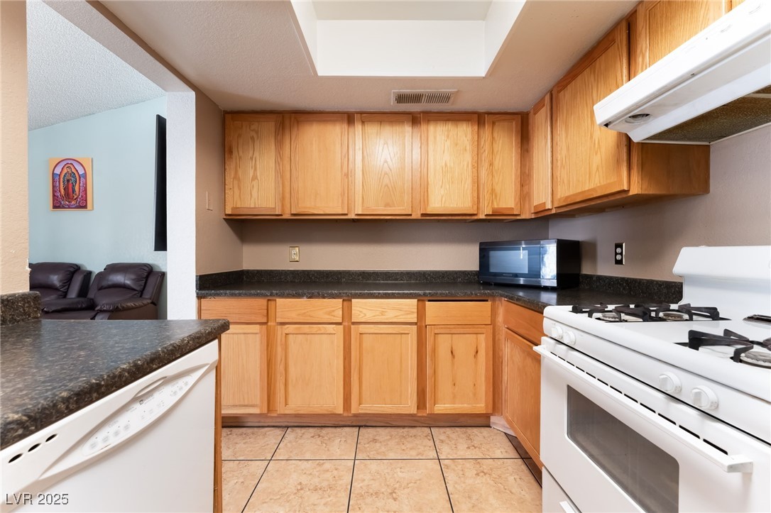 3647 Elegant Saint Court Property Photo 18