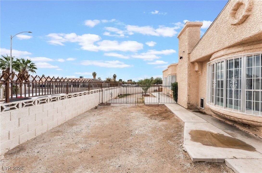 3647 Elegant Saint Court Property Photo 38