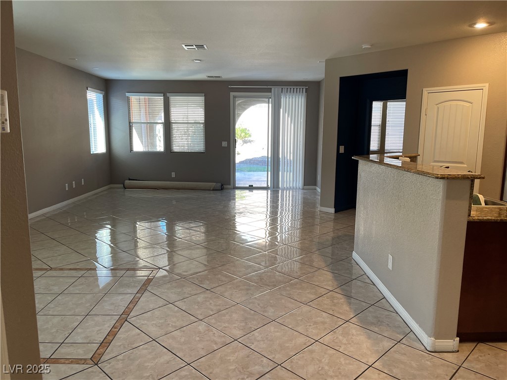 9072 Sendero Avenue Property Photo 3
