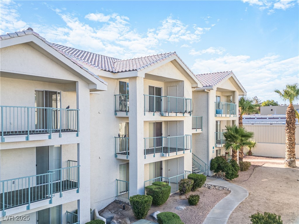 3550 Bay Sands Drive 3061 Property Photo 1