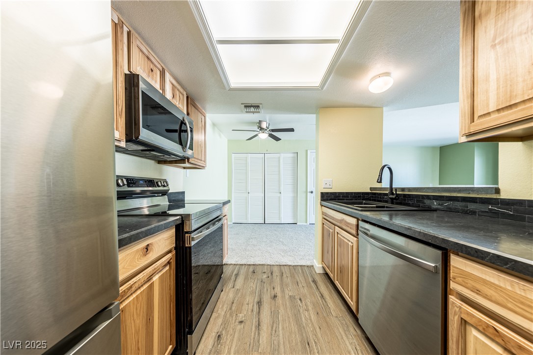 3550 Bay Sands Drive 3061 Property Photo 14