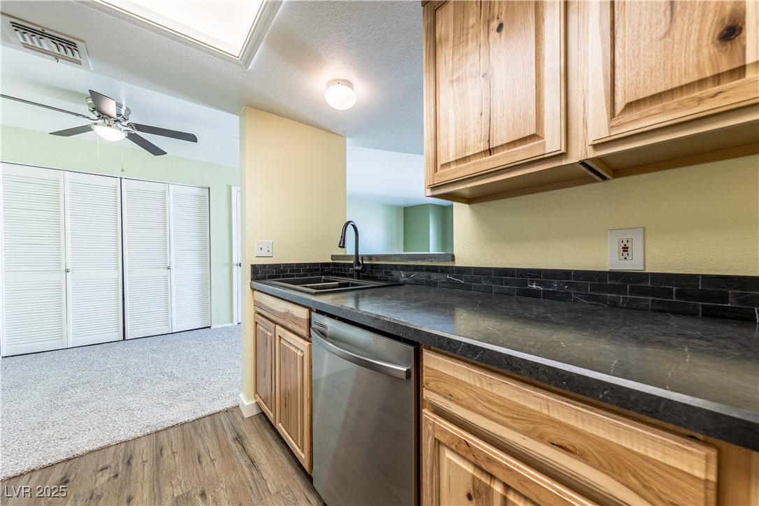 3550 Bay Sands Drive 3061 Property Photo 15