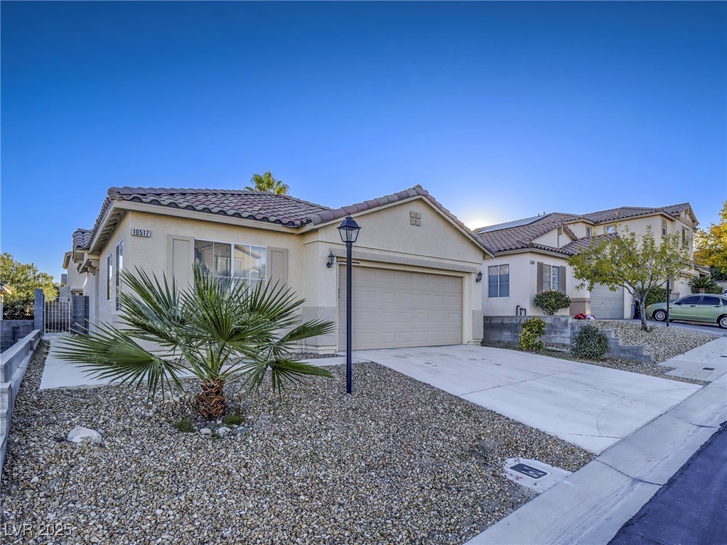 10517 Morning Drop Avenue Property Photo 3