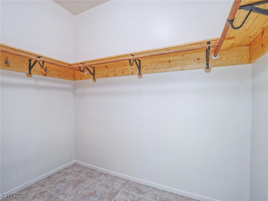 10517 Morning Drop Avenue Property Photo 18