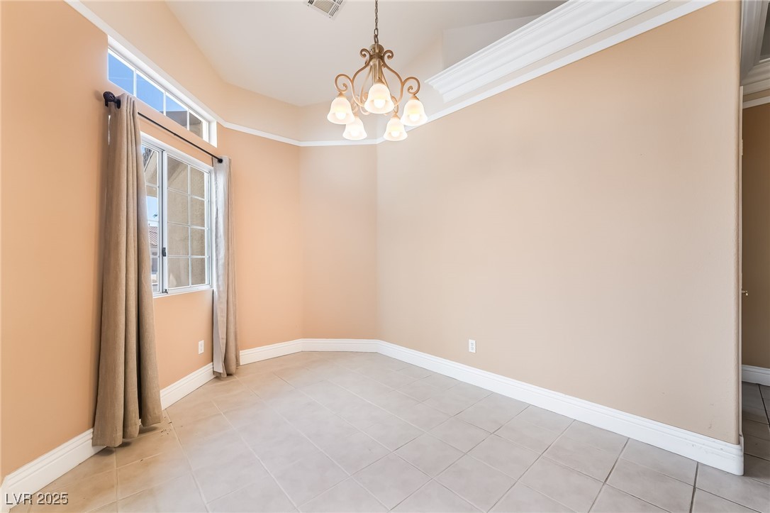 7483 Forestdale Court Property Photo 7