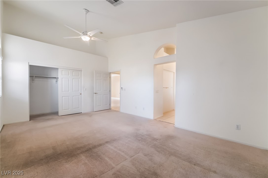 7483 Forestdale Court Property Photo 20