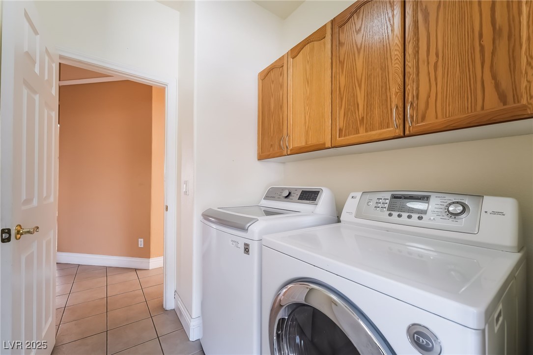 7483 Forestdale Court Property Photo 29