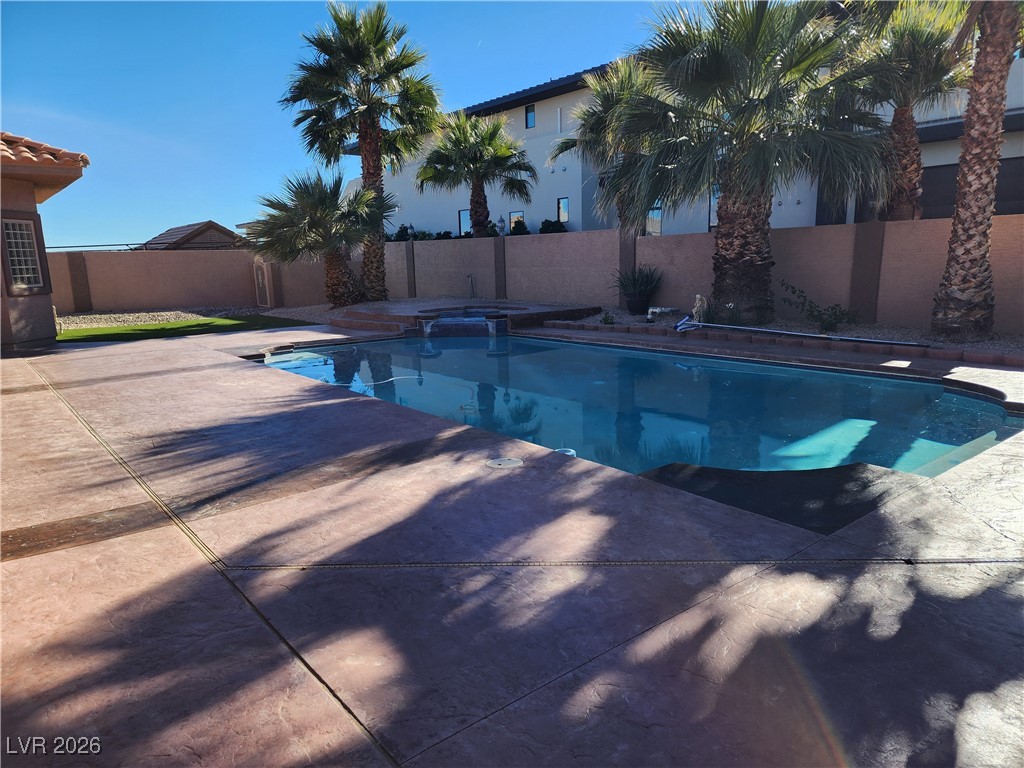 9585 West Lone Mountain Road Property Photo 8