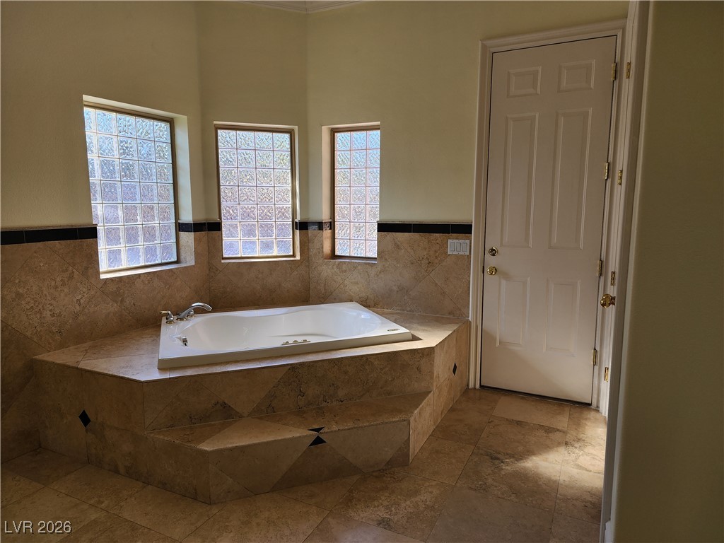 9585 West Lone Mountain Road Property Photo 25