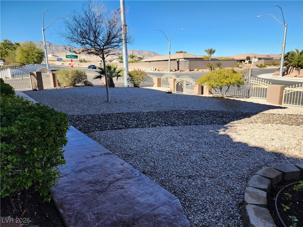 9585 West Lone Mountain Road Property Photo 45