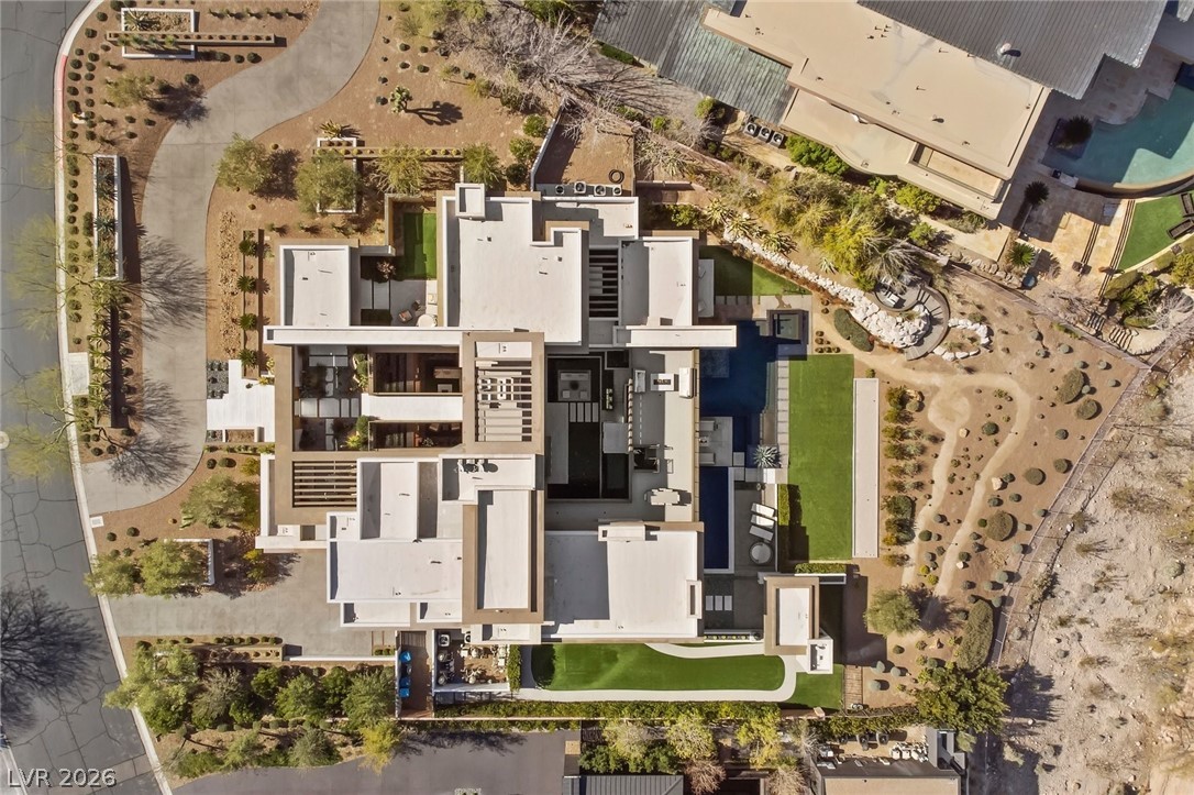 4 Soaring Bird Court Property Photo 9