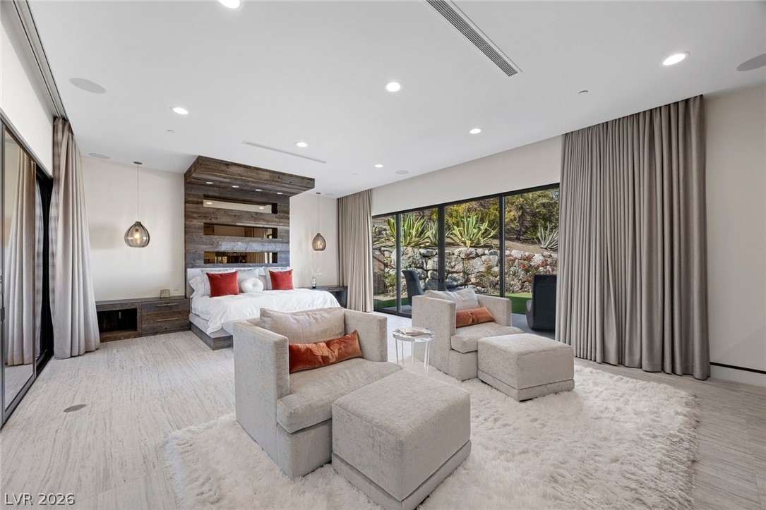 4 Soaring Bird Court Property Photo 38