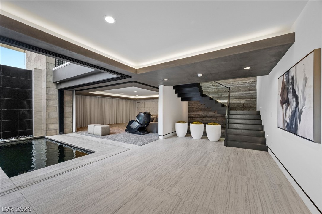 4 Soaring Bird Court Property Photo 43
