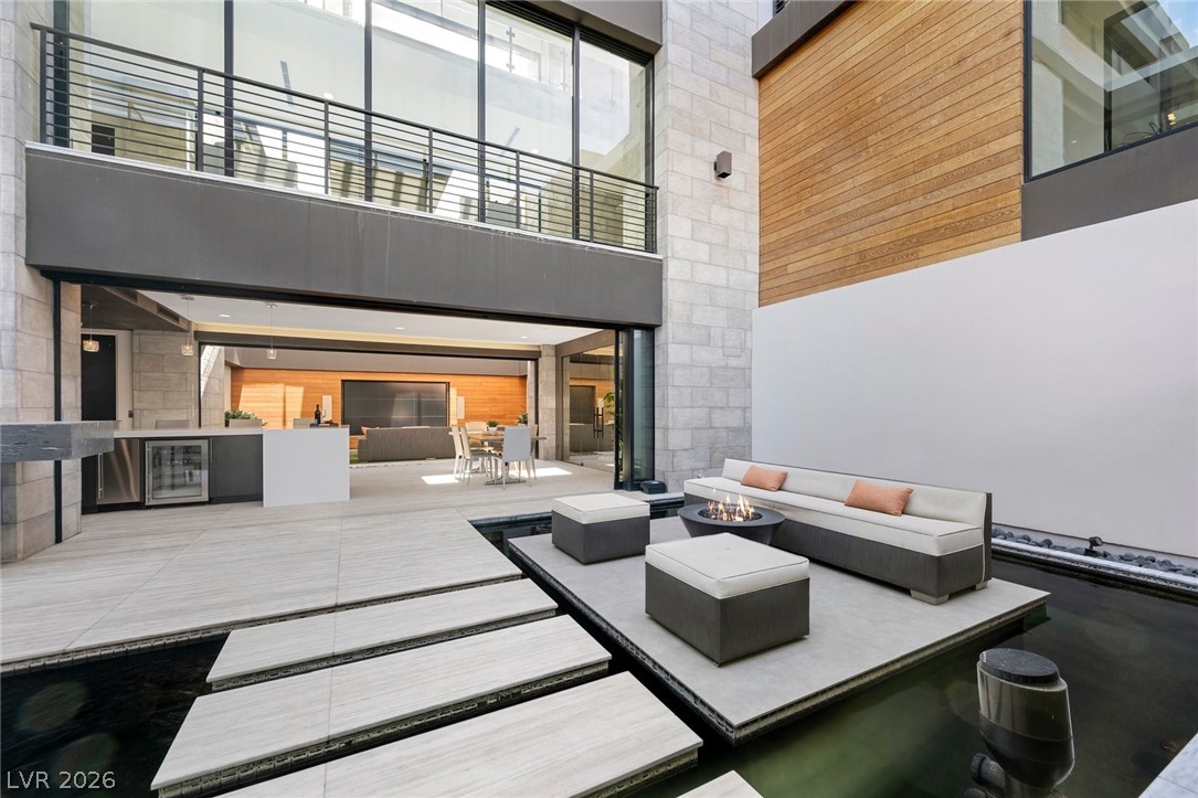 4 Soaring Bird Court Property Photo 56
