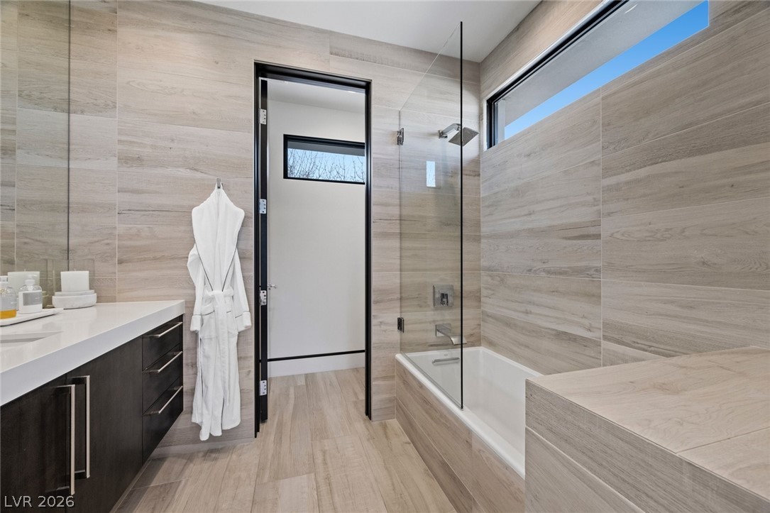 4 Soaring Bird Court Property Photo 81