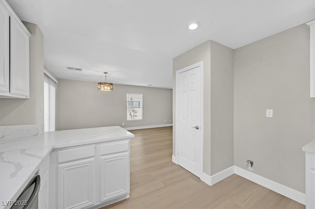 6486 Robusta Court Property Photo 5