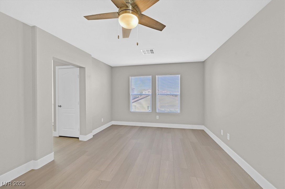 6486 Robusta Court Property Photo 9