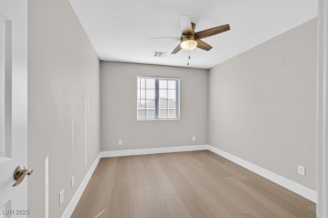 6486 Robusta Court Property Photo 19