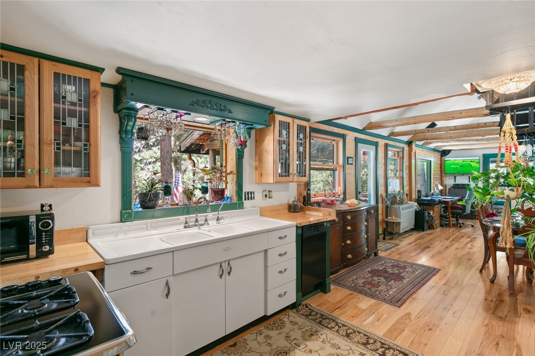 4075 Cougar Ridge Trail Property Photo 7