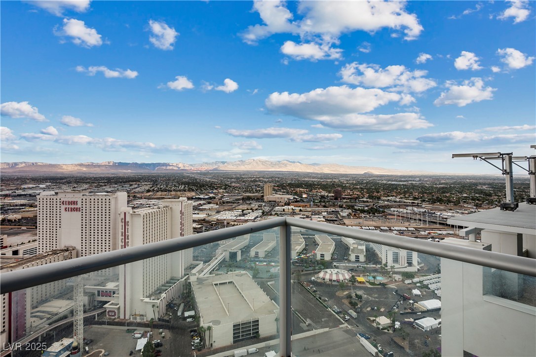 2700 Las Vegas Boulevard 3708 Property Photo 6