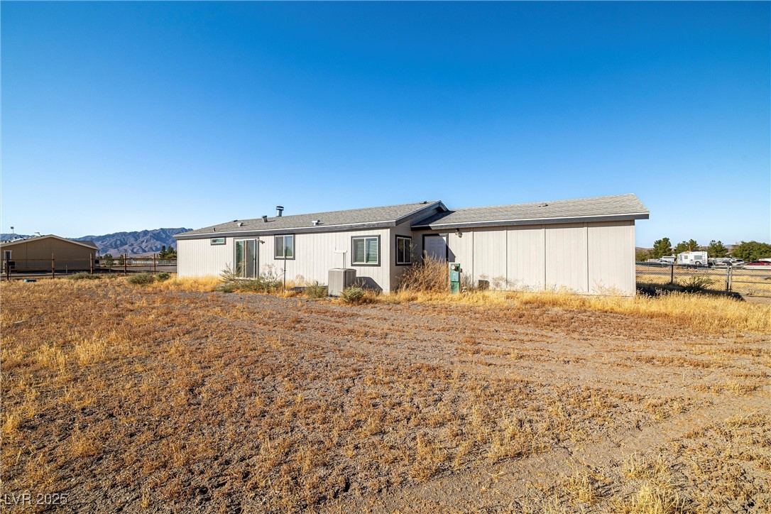 1621 Windy Lane Property Photo 24