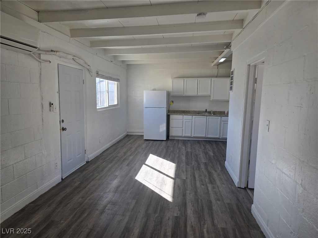 1911 Princeton Street B Property Photo 6