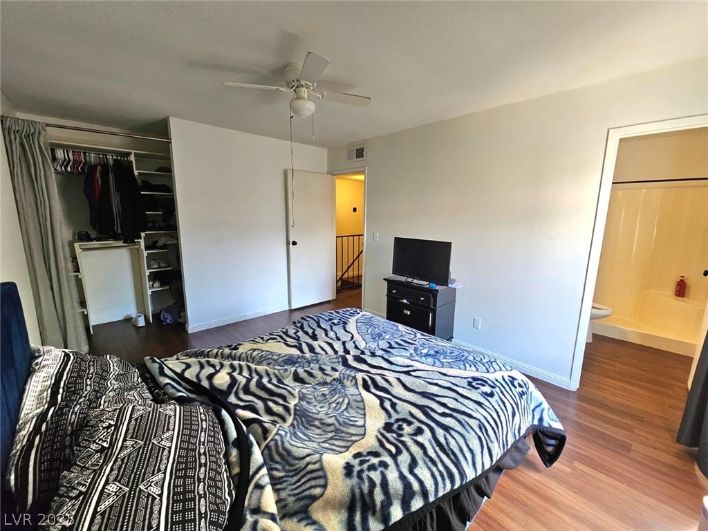 1460 Hialeah Drive B Property Photo 19