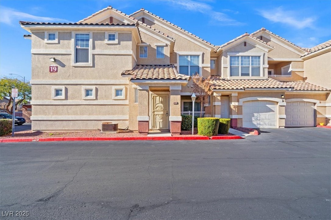 5855 Valley Drive 2093 Property Photo 1