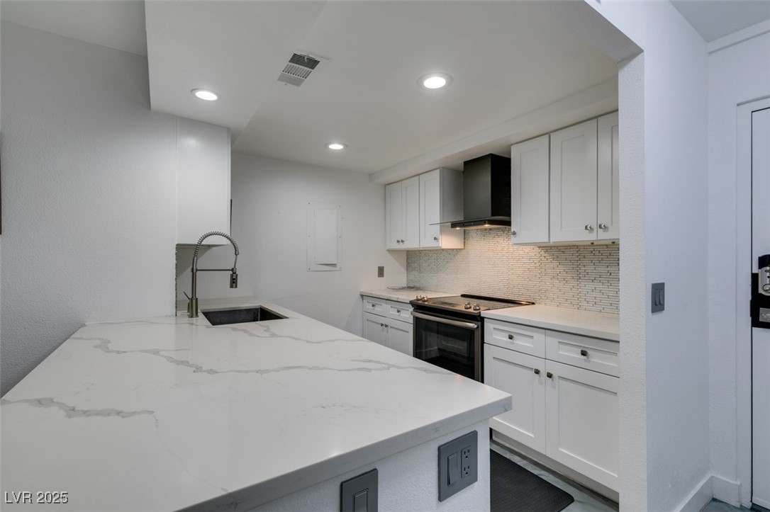 205 East Harmon Avenue 101 Property Photo 1