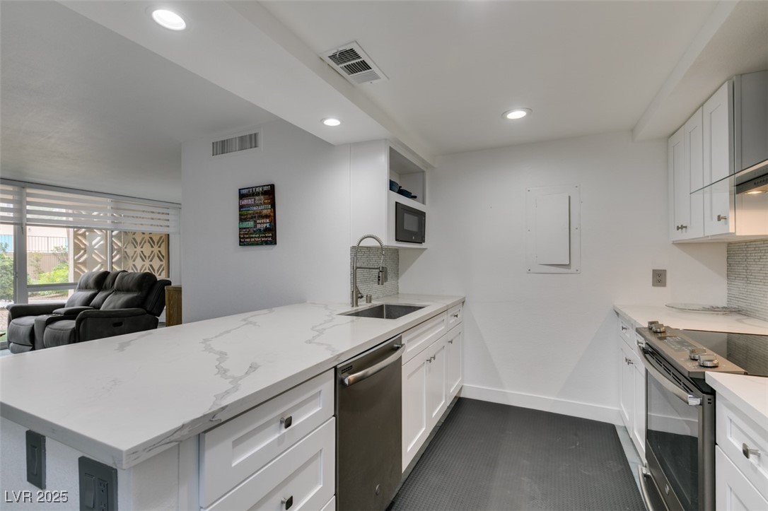 205 East Harmon Avenue 101 Property Photo 25