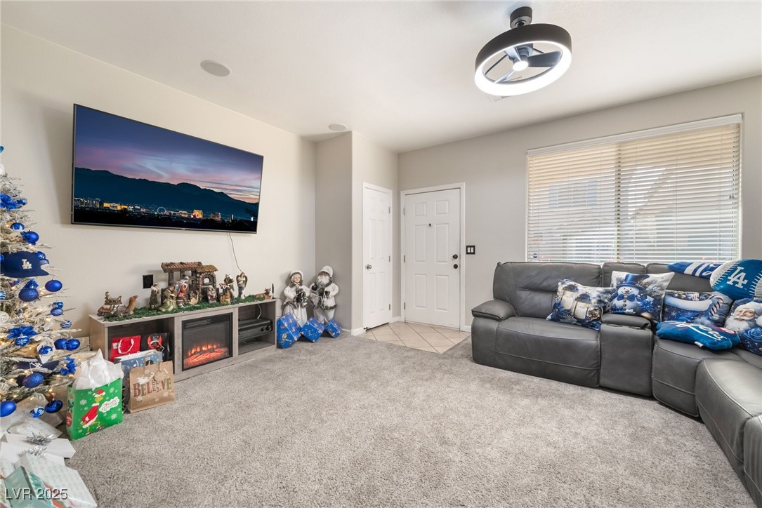 6880 Silver Eagle Avenue Property Photo 1