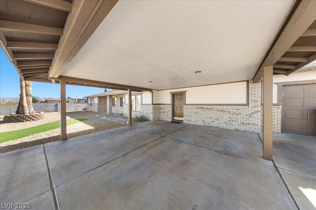281 East Kimberly Drive Property Photo 26