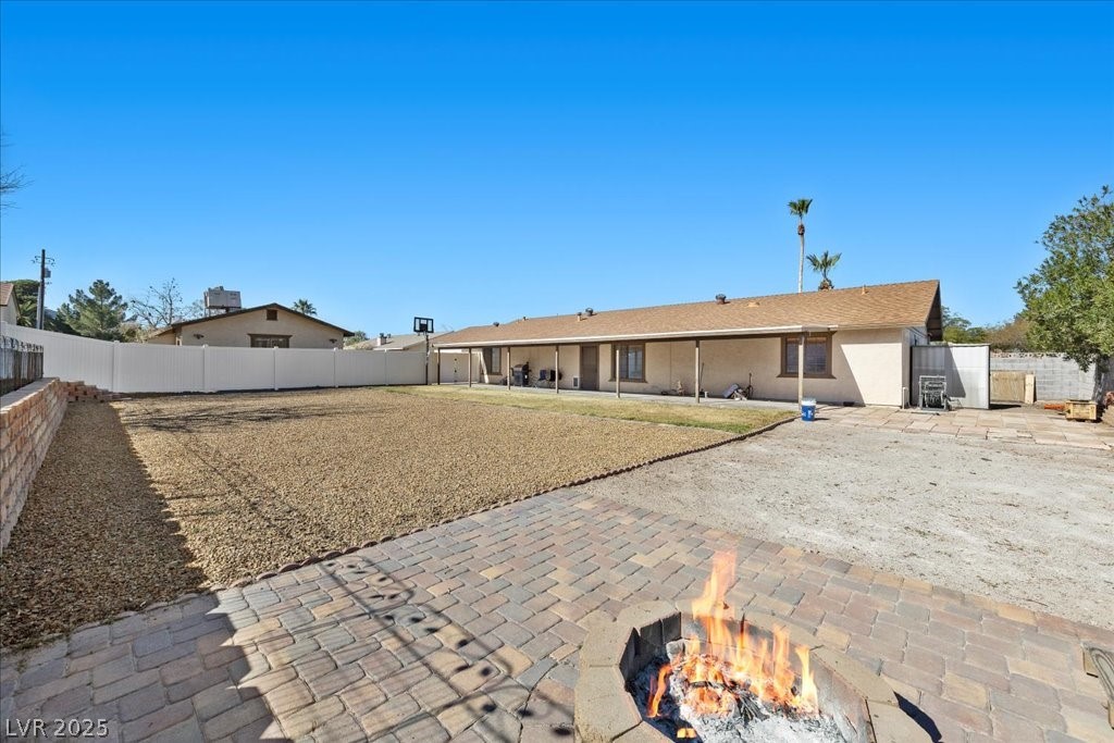 281 East Kimberly Drive Property Photo 42