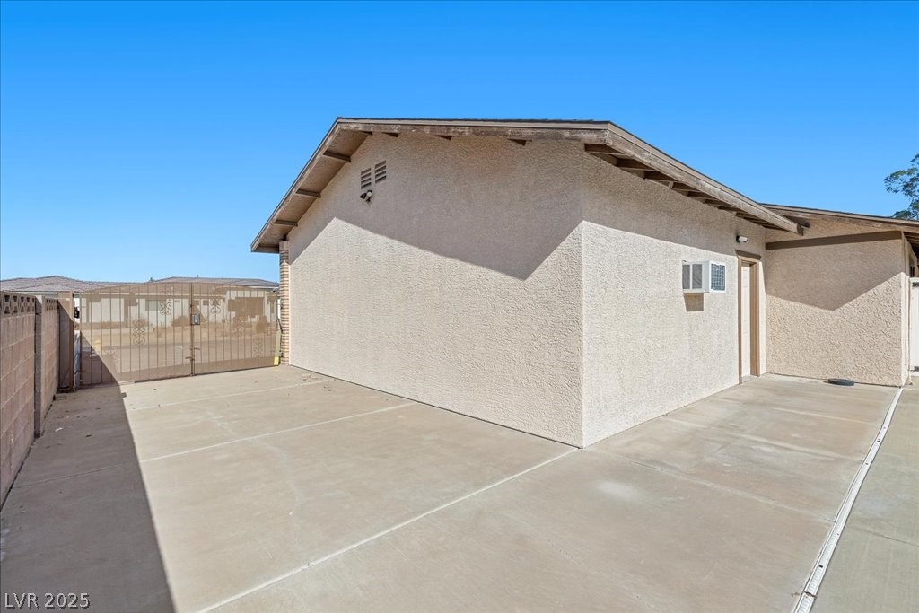 281 East Kimberly Drive Property Photo 43