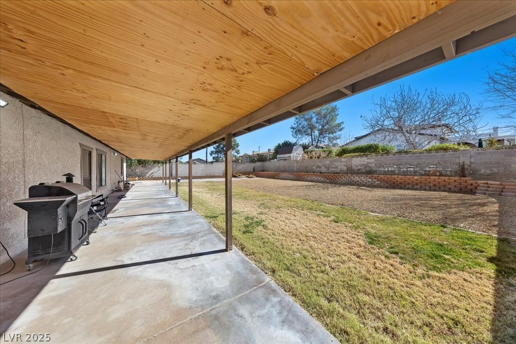 281 East Kimberly Drive Property Photo 48