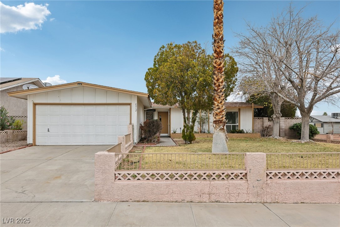 6912 Singing Dunes Lane Property Photo 5