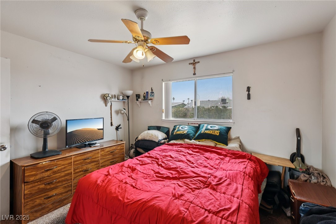 6912 Singing Dunes Lane Property Photo 32