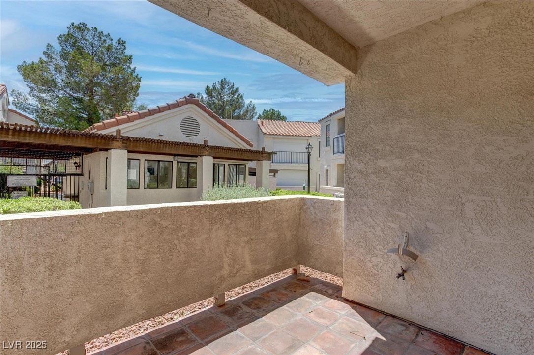 4860 Nara Vista Way 104 Property Photo 29