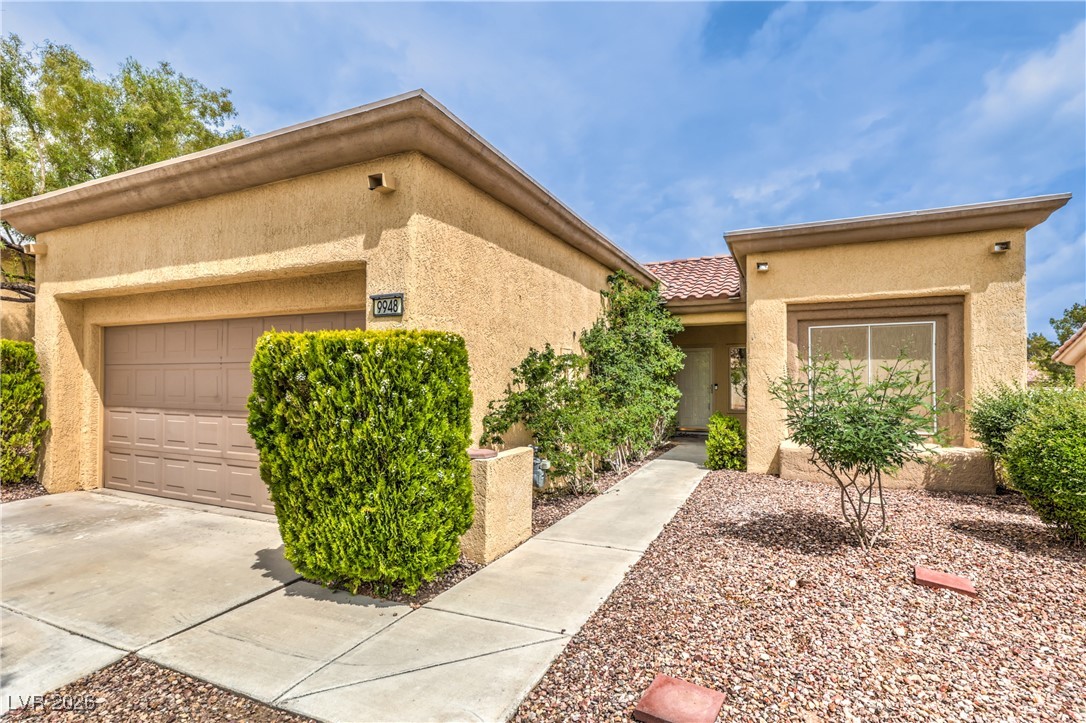 9948 Bundella Drive Property Photo 4
