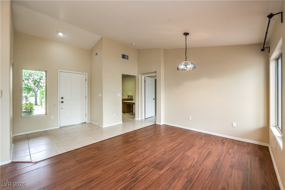 9948 Bundella Drive Property Photo 6