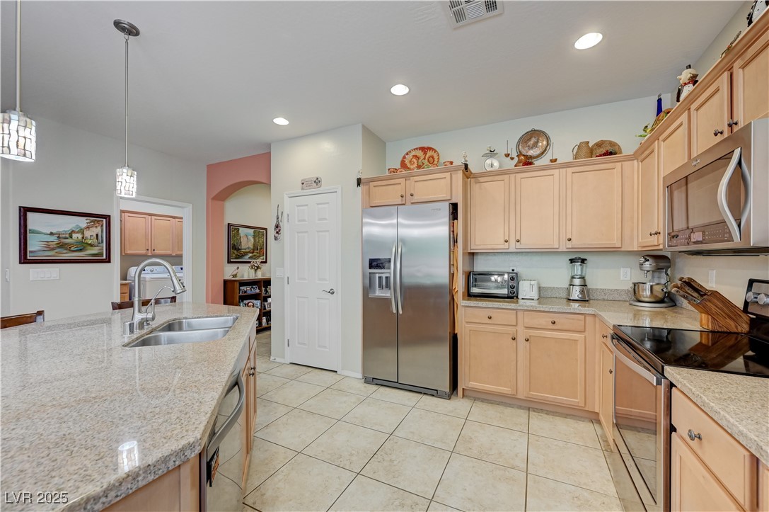 5763 Hannah Brook Street Property Photo 15