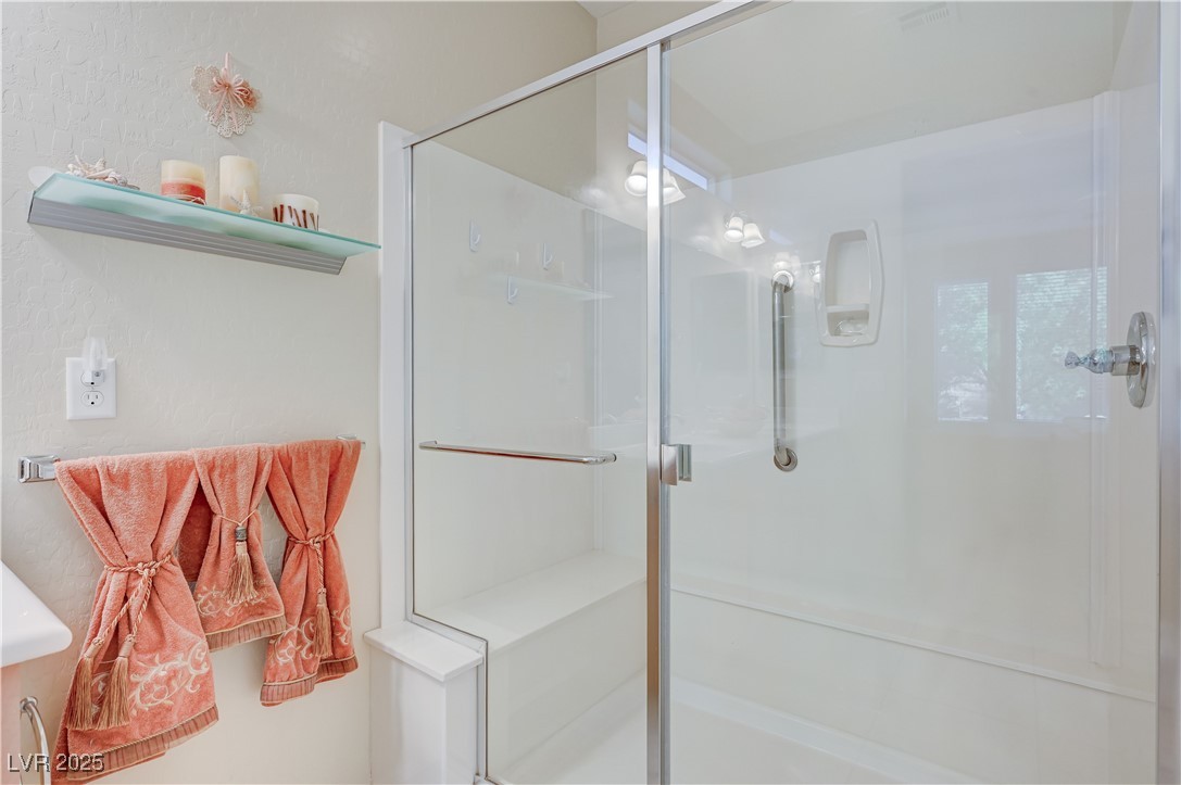 5763 Hannah Brook Street Property Photo 45