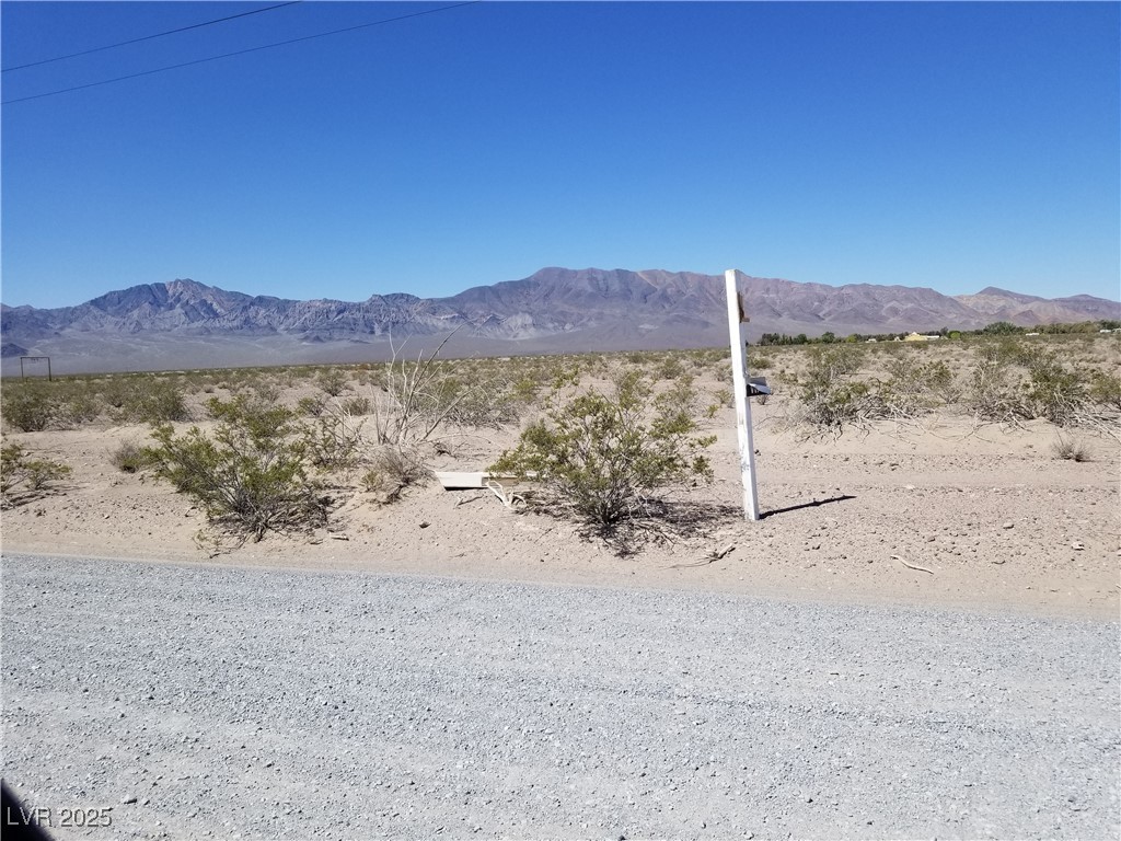1640 North Valley View Boulevard Property Photo 17