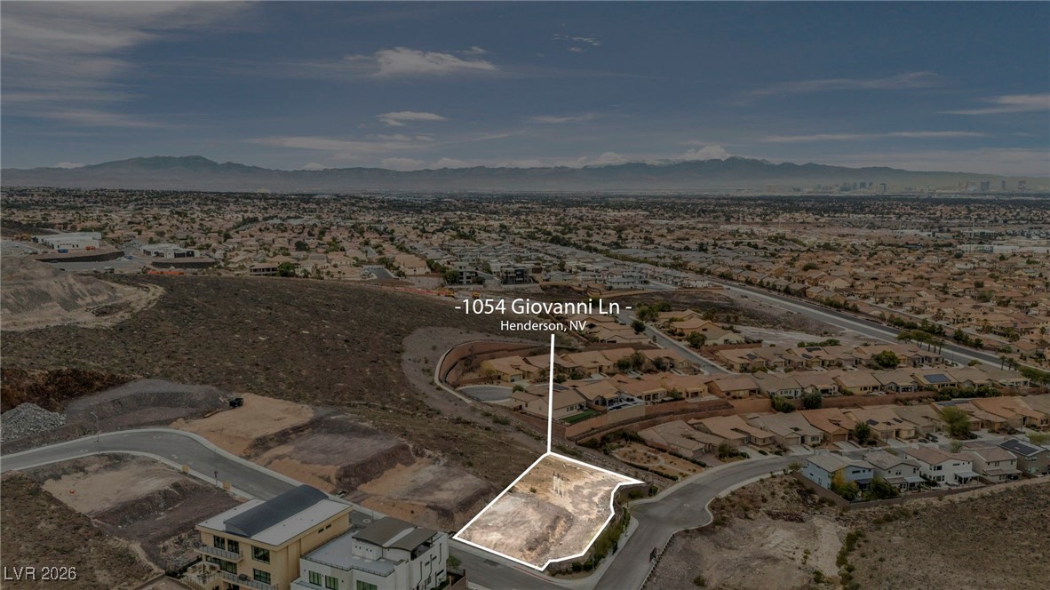 1054 Giovanni Lane Property Photo 3