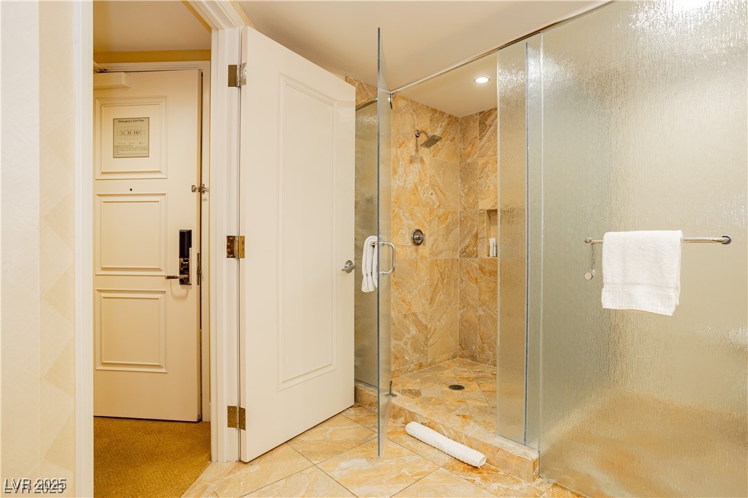 2000 North Fashion Show Drive 5600 Property Photo 13