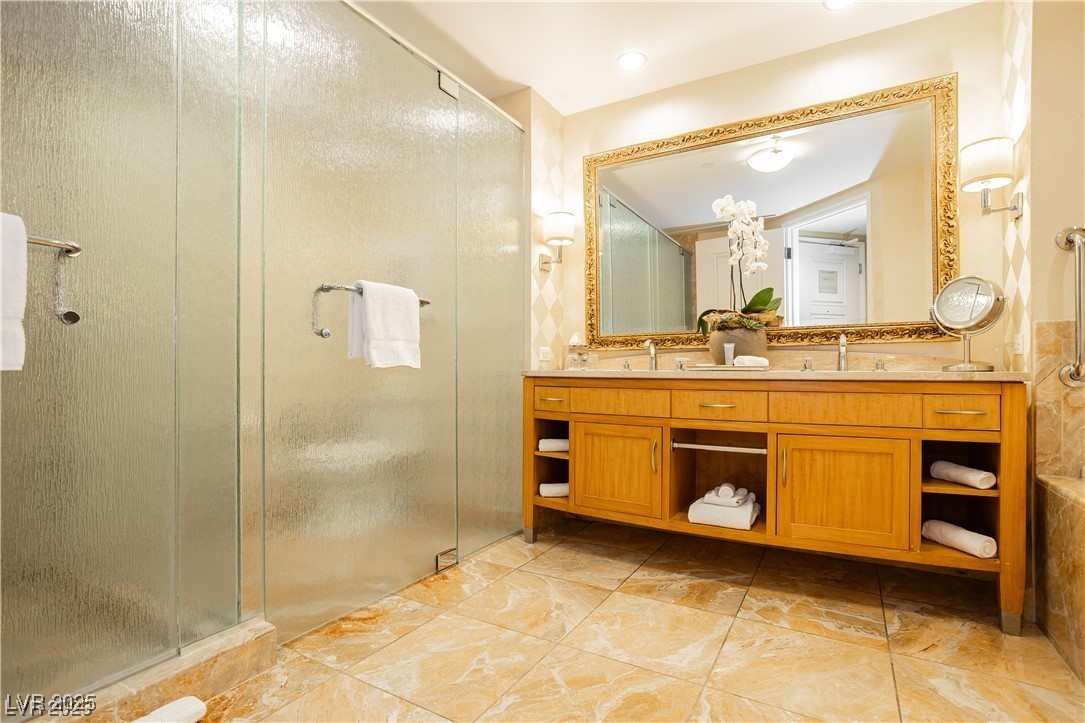 2000 North Fashion Show Drive 4623 Property Photo 19